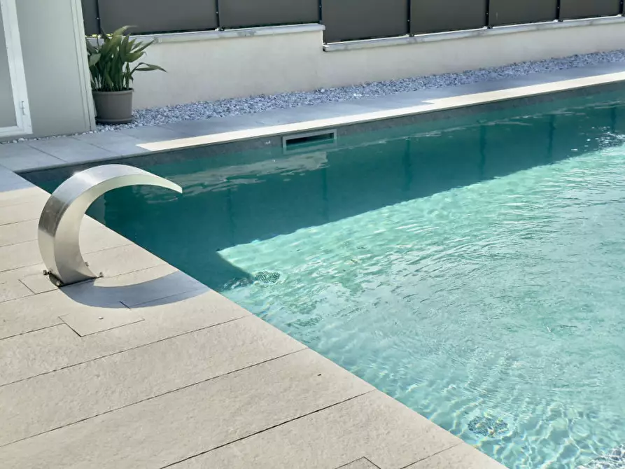 Immagine 5 di Appartamento in affitto  in vicolo casara a Lazise