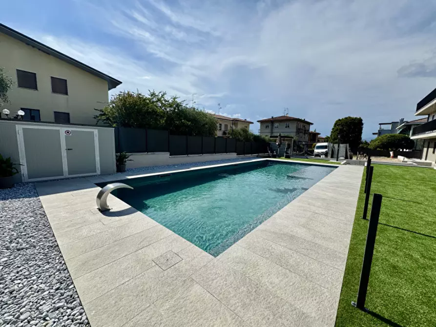 Immagine 31 di Appartamento in affitto  in vicolo casara a Lazise