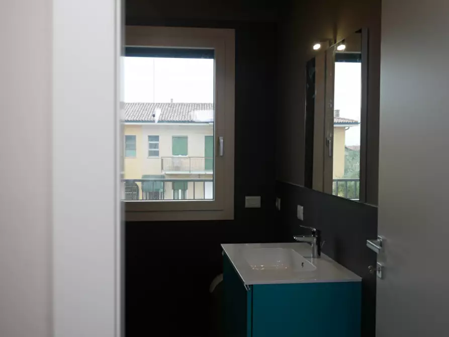 Immagine 48 di Appartamento in affitto  in vicolo casara a Lazise