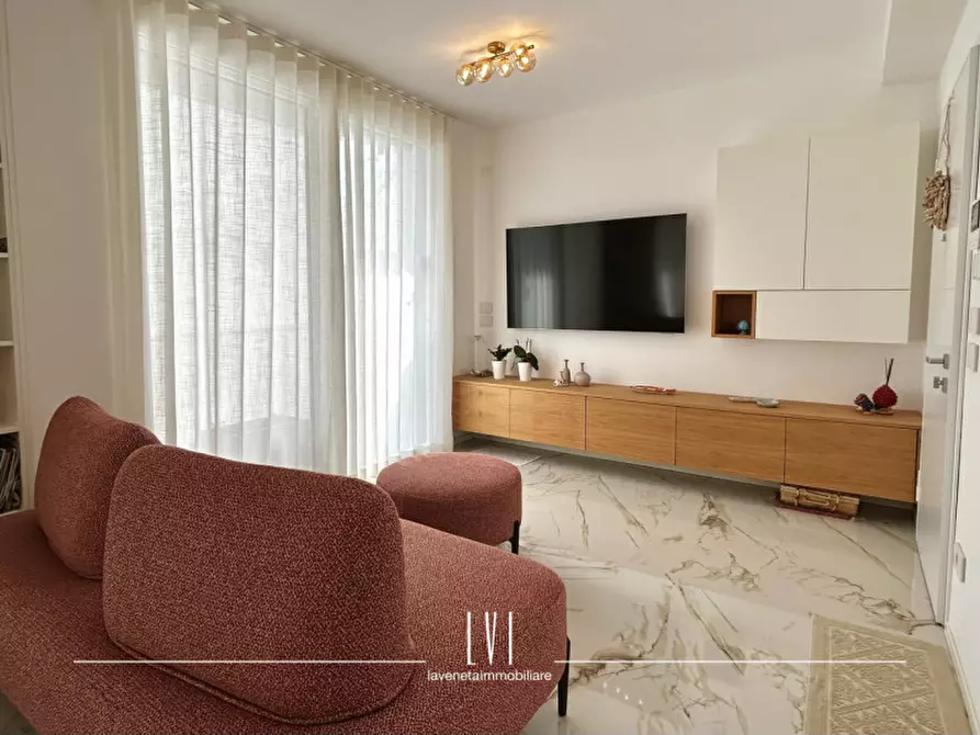 Immagine 5 di Appartamento in vendita  in Accesso nono di via Andrea Bafile n.10 a Jesolo