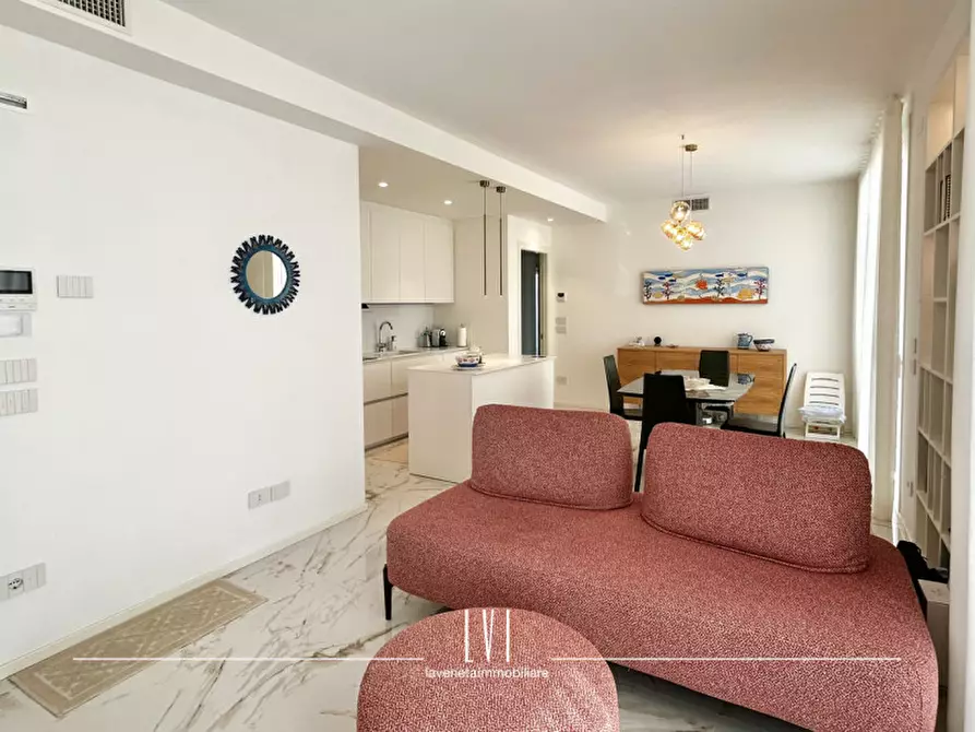 Immagine 7 di Appartamento in vendita  in Accesso nono di via Andrea Bafile n.10 a Jesolo