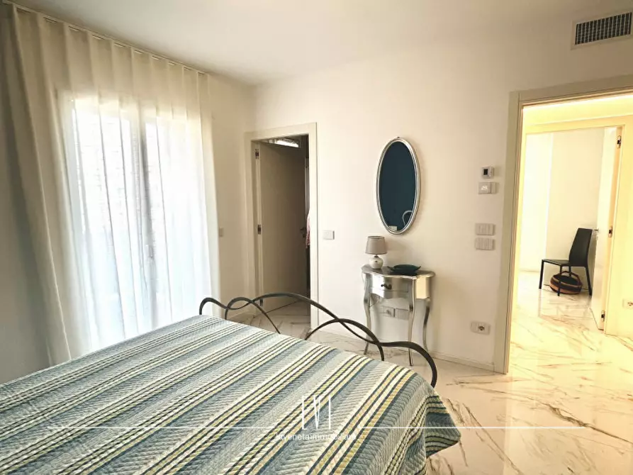 Immagine 21 di Appartamento in vendita  in Accesso nono di via Andrea Bafile n.10 a Jesolo