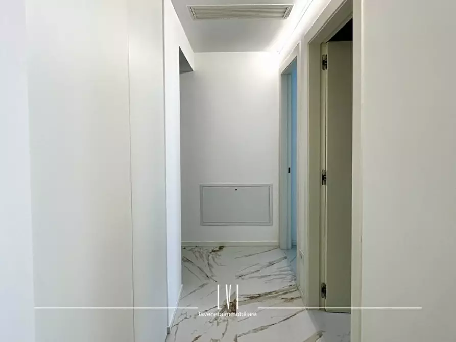 Immagine 31 di Appartamento in vendita  in Accesso nono di via Andrea Bafile n.10 a Jesolo