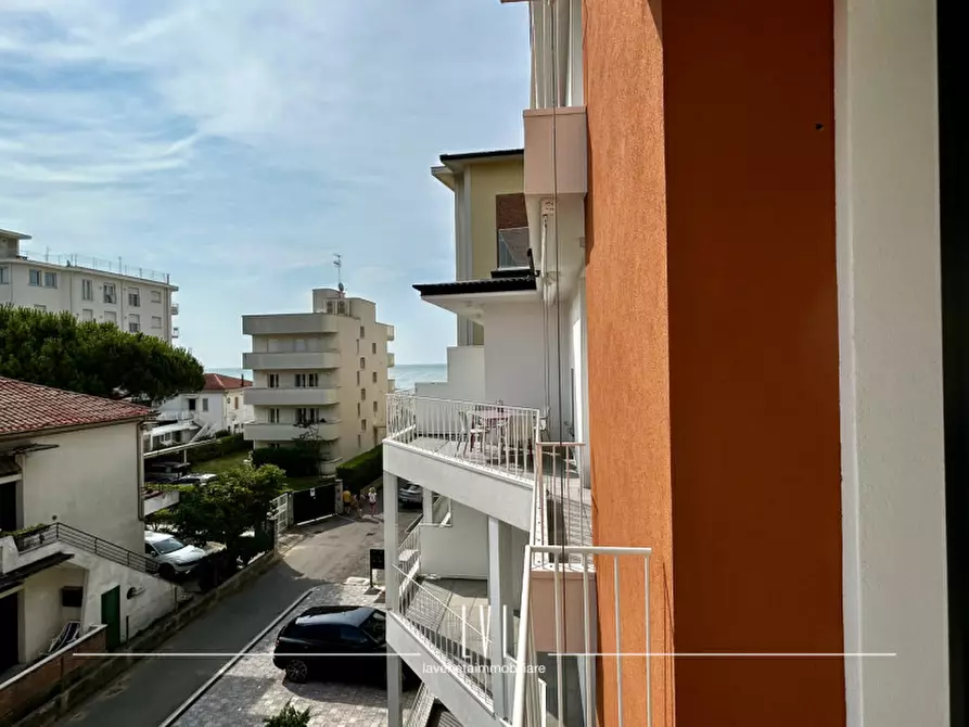 Immagine 39 di Appartamento in vendita  in Accesso nono di via Andrea Bafile n.10 a Jesolo