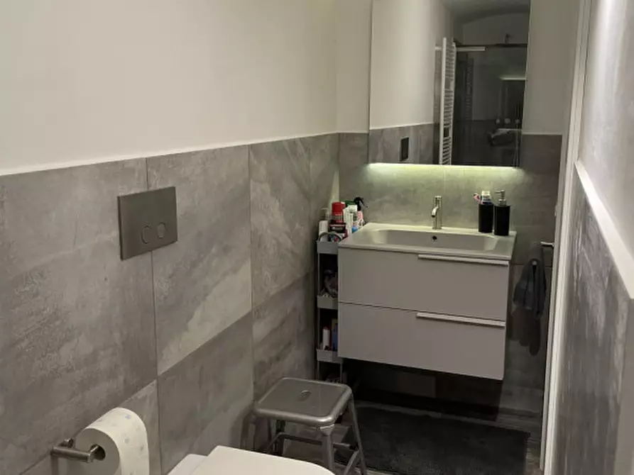 Immagine 3 di Appartamento in vendita  in Via Emilia Centro, 291 a Modena