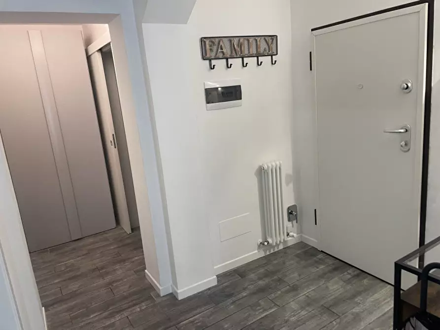 Immagine 10 di Appartamento in vendita  in Via Emilia Centro, 291 a Modena