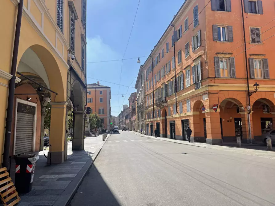 Immagine 17 di Appartamento in vendita  in Via Emilia Centro, 291 a Modena