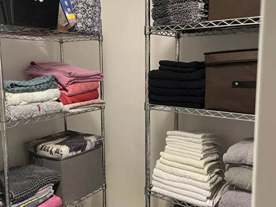 Immagine 18 di Appartamento in vendita  in Via Emilia Centro, 291 a Modena