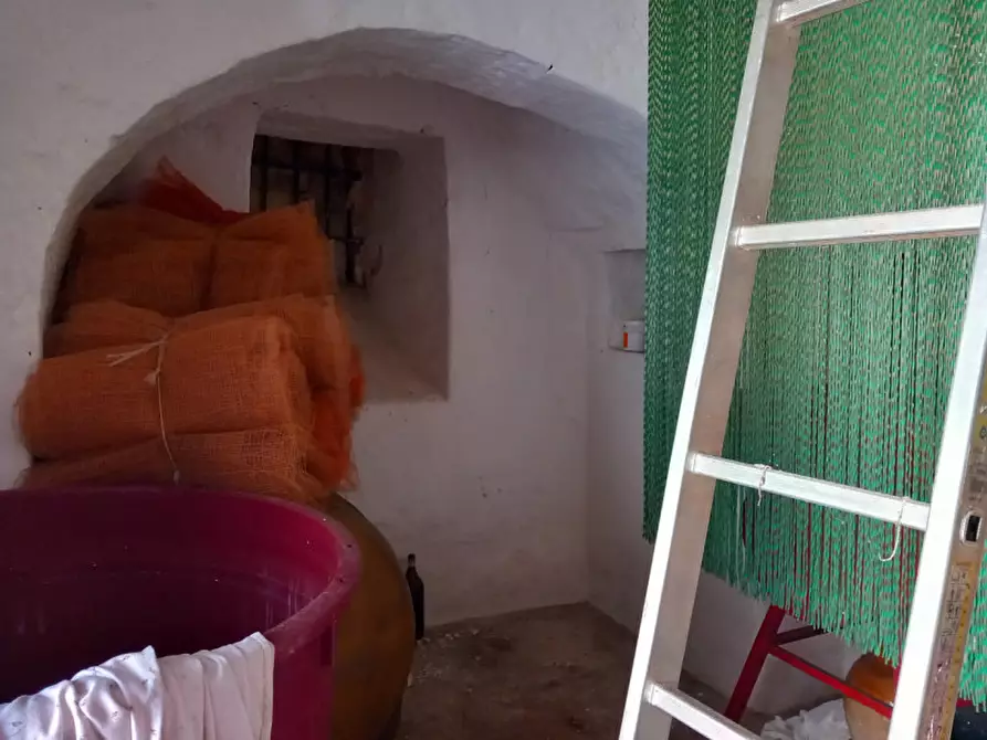 Immagine 26 di Rustico / casale in vendita  in C.da Ferrari a Martina Franca