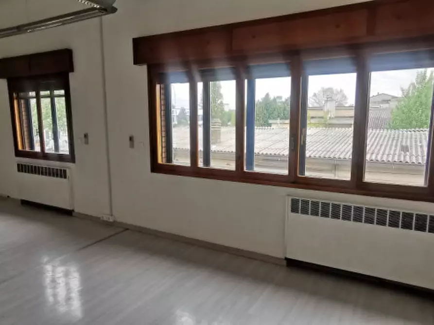 Immagine 10 di Ufficio in vendita  in VIA CASELLE - CA' RICCHI a San Lazzaro Di Savena