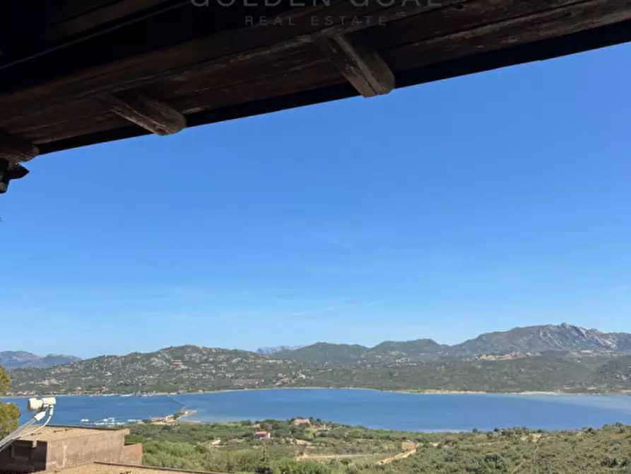 Immagine 1 di Appartamento in vendita  in Via Cugnana a Olbia