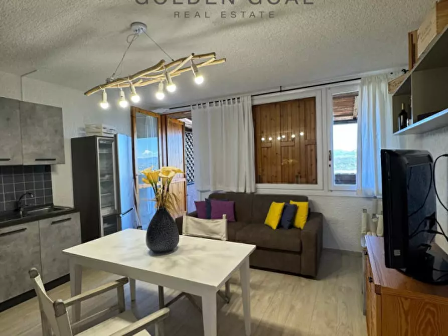 Immagine 4 di Appartamento in vendita  in Via Cugnana a Olbia