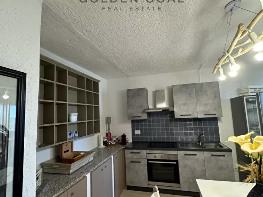 Immagine 7 di Appartamento in vendita  in Via Cugnana a Olbia