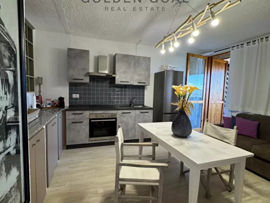 Immagine 12 di Appartamento in vendita  in Via Cugnana a Olbia