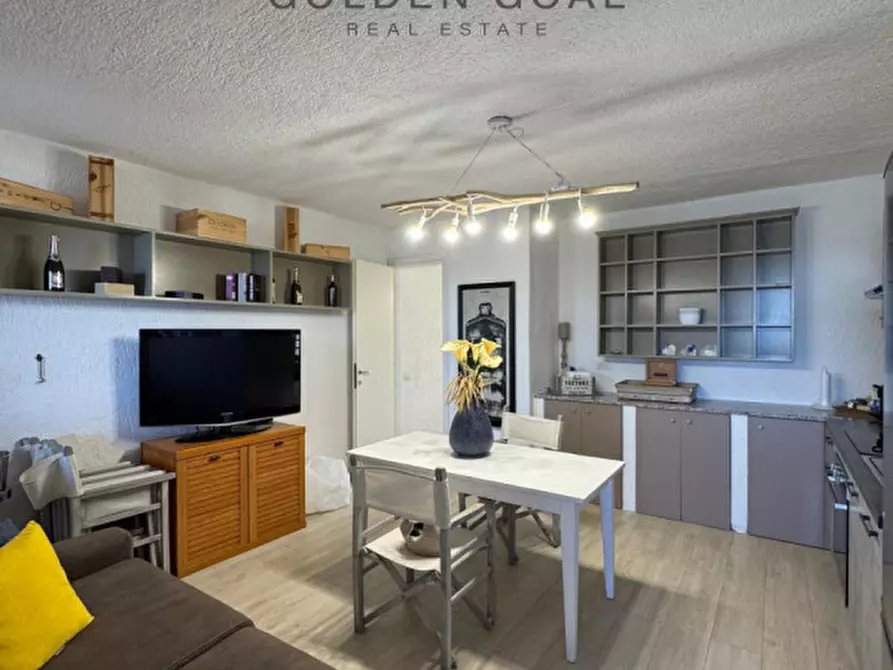 Immagine 14 di Appartamento in vendita  in Via Cugnana a Olbia