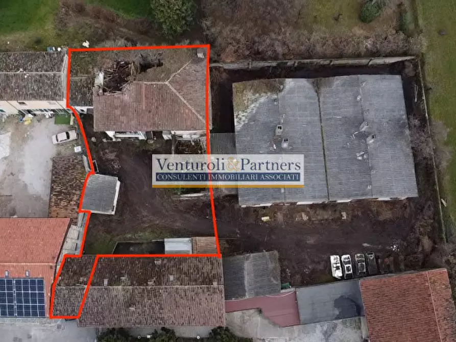 Immagine 1 di Rustico / casale in vendita  in VIA MORANDI a Lonato del Garda