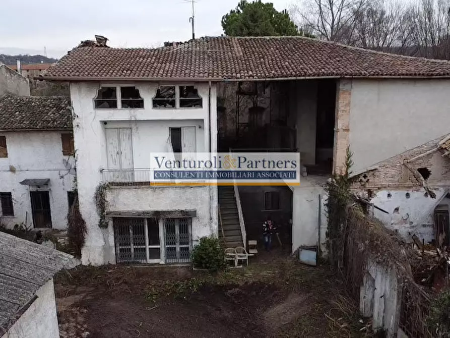 Immagine 2 di Rustico / casale in vendita  in VIA MORANDI a Lonato del Garda