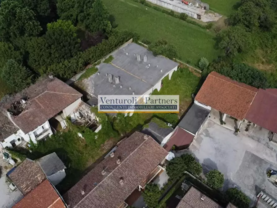 Immagine 3 di Rustico / casale in vendita  in VIA MORANDI a Lonato del Garda