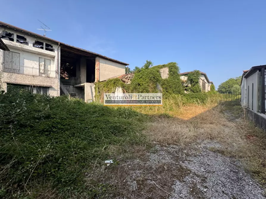 Immagine 8 di Rustico / casale in vendita  in VIA MORANDI a Lonato del Garda