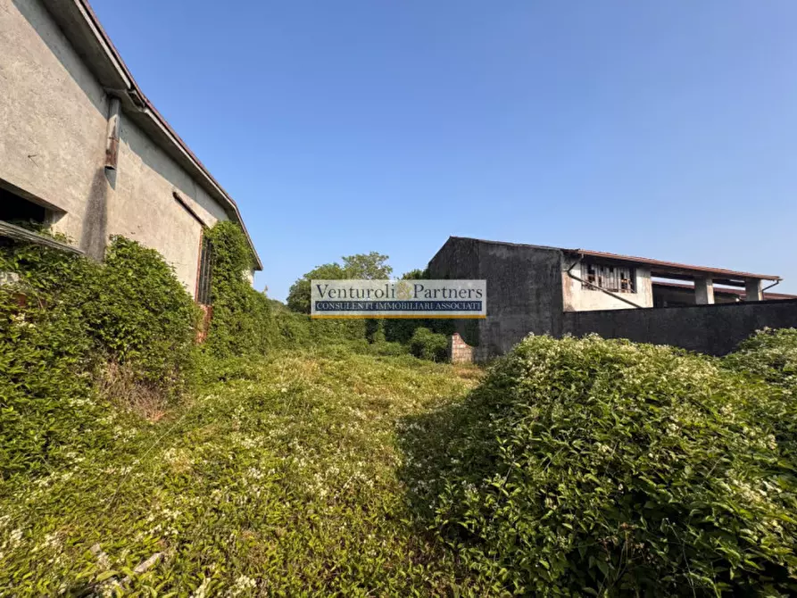 Immagine 8 di Rustico / casale in vendita  in VIA MORANDI a Lonato del Garda