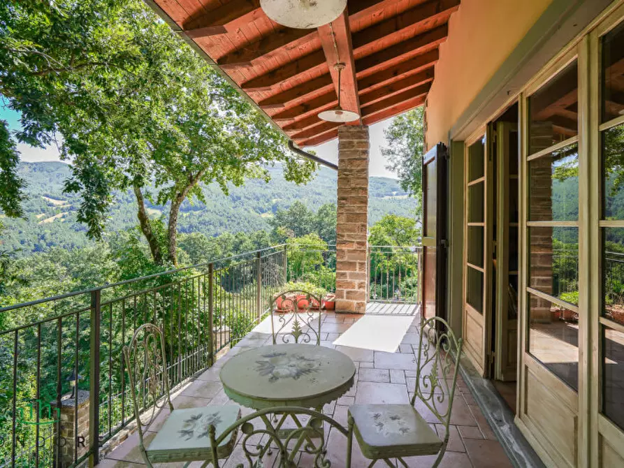 Immagine 1 di Casa bifamiliare in vendita  in Via Castel dell'Alpi a San Benedetto Val Di Sambro