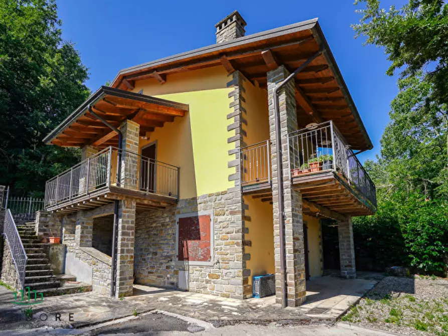 Immagine 3 di Casa bifamiliare in vendita  in Via Castel dell'Alpi a San Benedetto Val Di Sambro