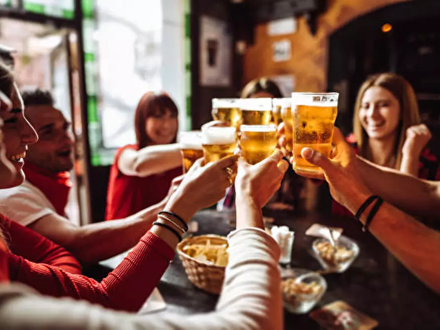 Immagine 3 di Negozio in vendita  in Via Principe Umberto n. 1 a Este