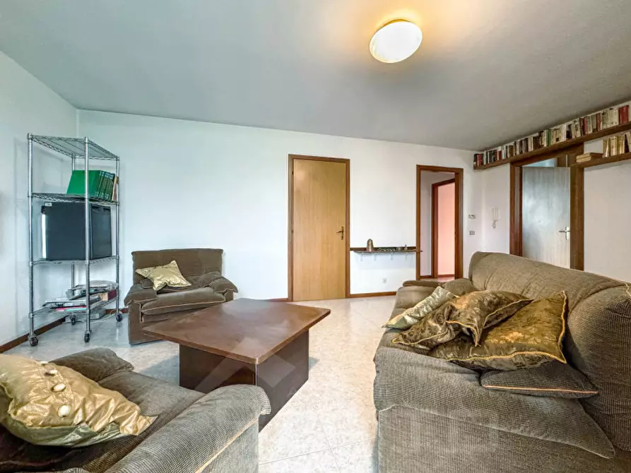 Immagine 16 di Villetta a schiera in vendita  in via strera 68b a Oleggio