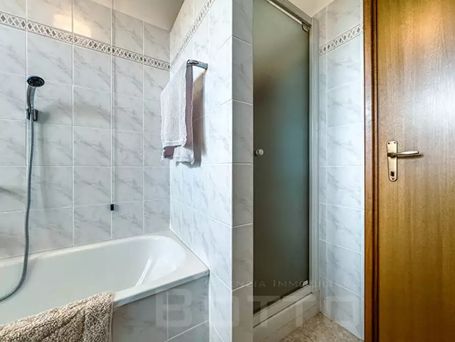 Immagine 23 di Villetta a schiera in vendita  in via strera 68b a Oleggio