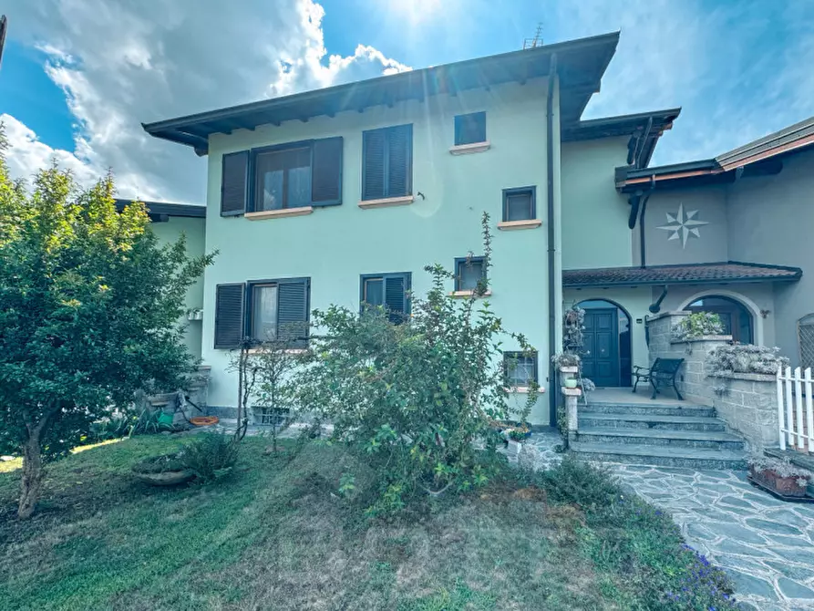 Immagine 28 di Villetta a schiera in vendita  in via strera 68b a Oleggio