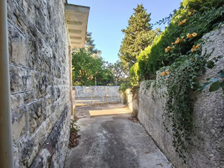 Immagine 28 di Villa in vendita  in Coschitella a Fasano