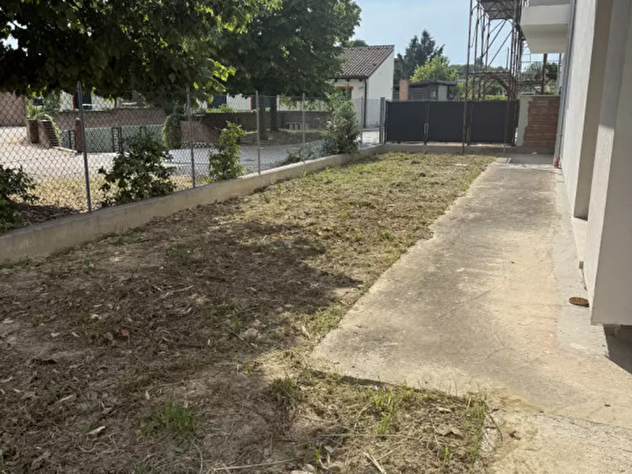 Immagine 1 di Casa bifamiliare in vendita  in via frassinelli a Martellago