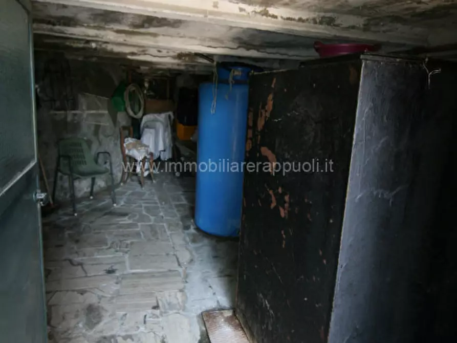 Immagine 10 di Casa indipendente in vendita  a Torrita Di Siena