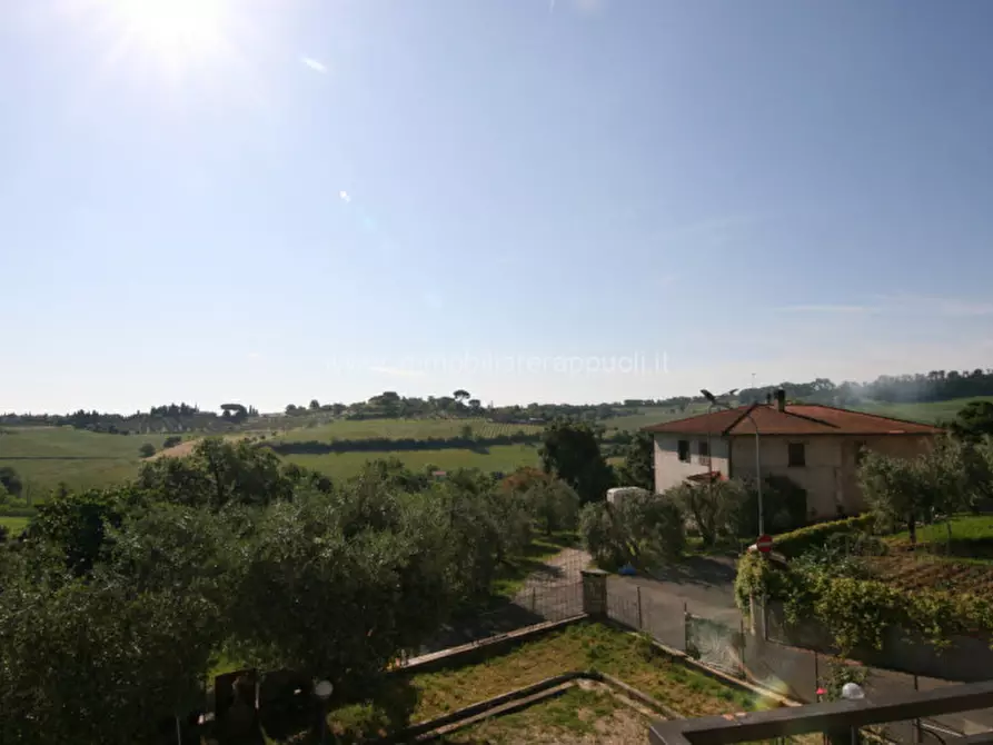 Immagine 13 di Casa indipendente in vendita  a Torrita Di Siena