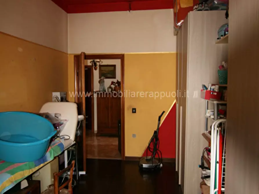 Immagine 17 di Casa indipendente in vendita  a Torrita Di Siena