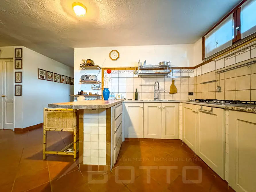 Immagine 31 di Villa in vendita  in via san giovanni 166 a Oleggio