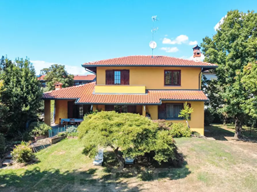 Immagine 35 di Villa in vendita  in via san giovanni 166 a Oleggio