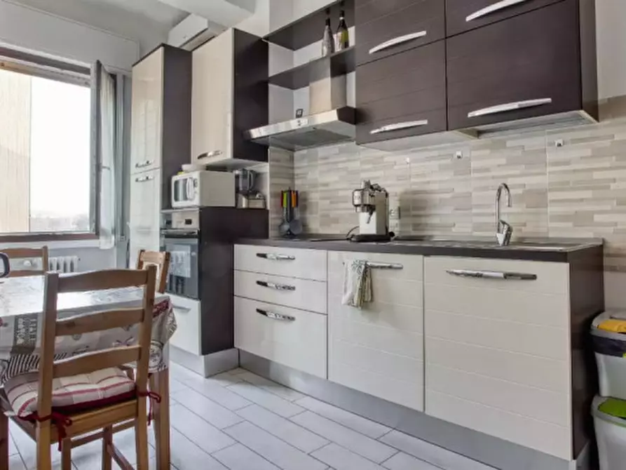 Immagine 1 di Appartamento in affitto  in Via Melchiorre Delfico a Milano