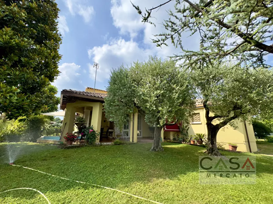 Immagine 4 di Villa in vendita  in Via Pordenone a Cordenons