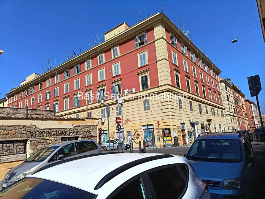 Immagine 27 di Appartamento in affitto  in Via dei Sabelli a Roma