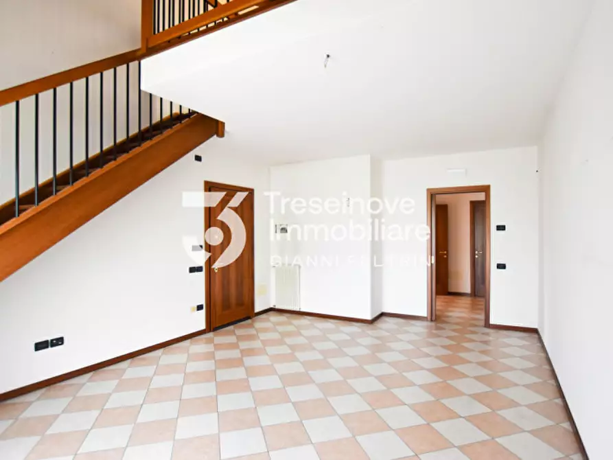 Immagine 6 di Attico in vendita  in Via Chiesa a Paese