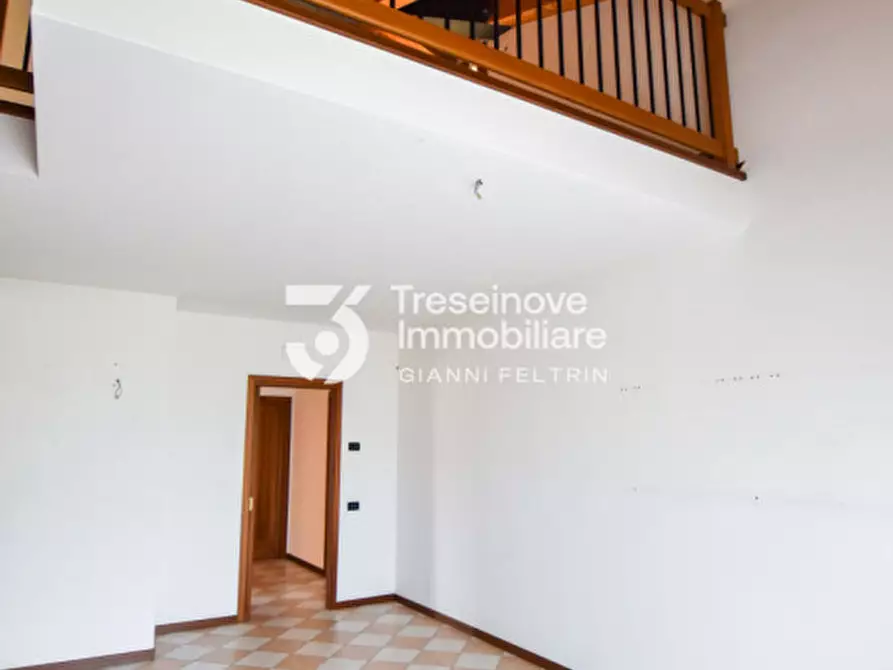 Immagine 9 di Attico in vendita  in Via Chiesa a Paese