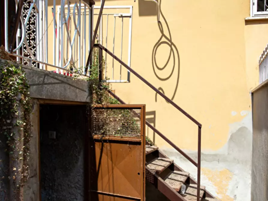 Immagine 28 di Appartamento in vendita  in Via Basilio Puoti a Roma