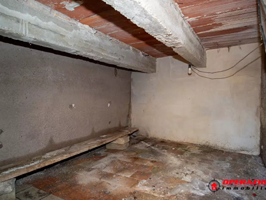 Immagine 29 di Appartamento in vendita  in Via Basilio Puoti a Roma