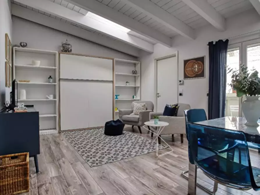 Immagine 1 di Appartamento in affitto  in Via Volvinio a Milano