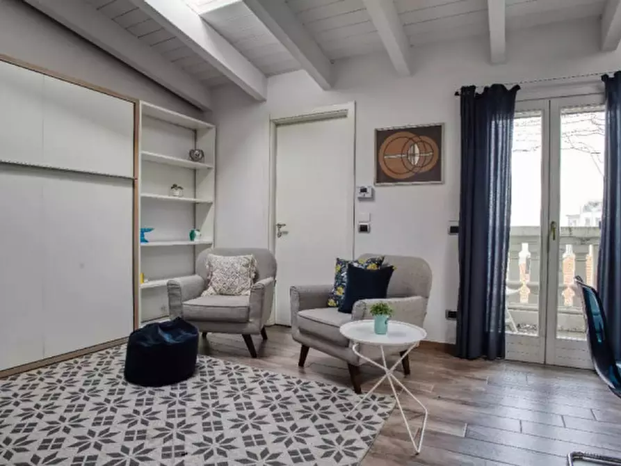 Immagine 4 di Appartamento in affitto  in Via Volvinio a Milano