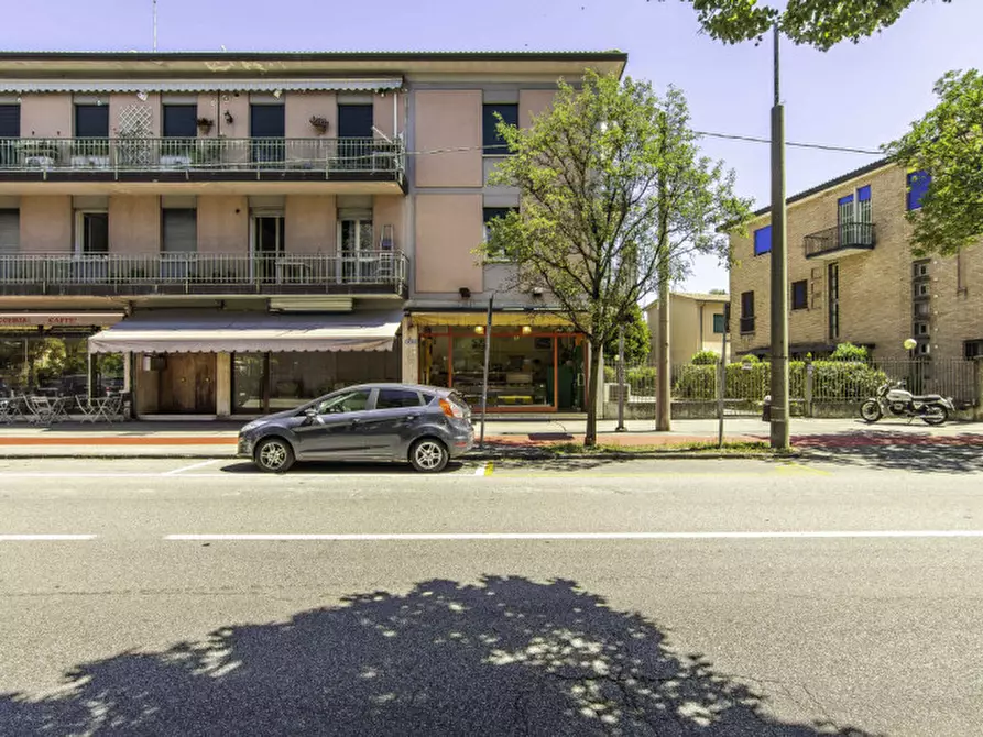 Immagine 16 di Negozio in vendita  in Via Jacopo Facciolati a Padova