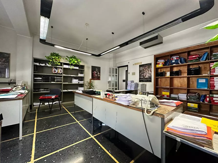 Immagine 2 di Ufficio in vendita  in via don bosco a Savona