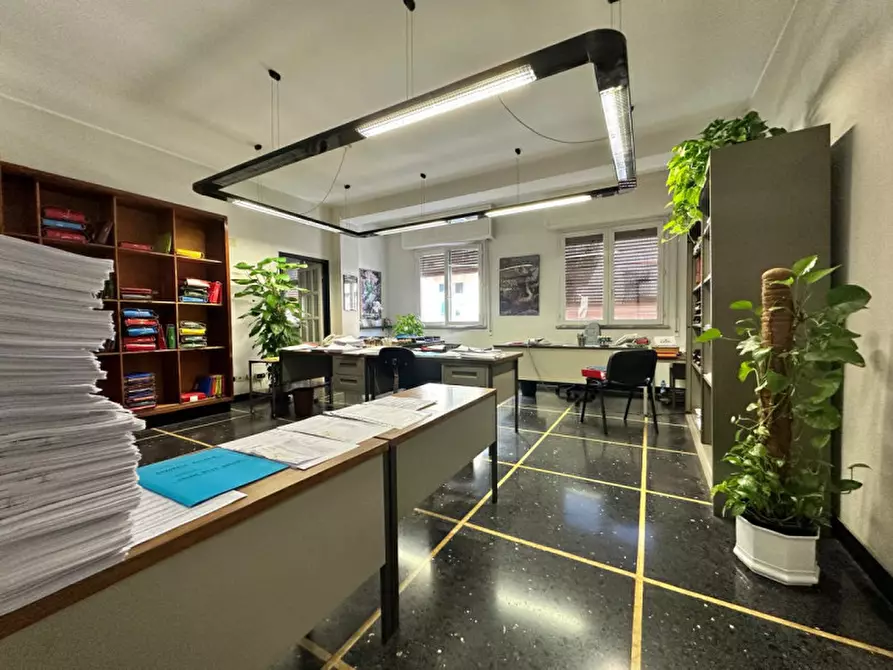 Immagine 3 di Ufficio in vendita  in via don bosco a Savona