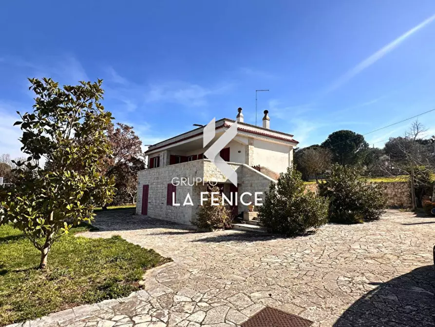 Immagine 10 di Villa in vendita  in c.da serralta a Locorotondo
